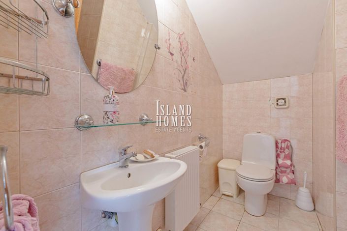 Image No.20-4 Bed Villa for sale