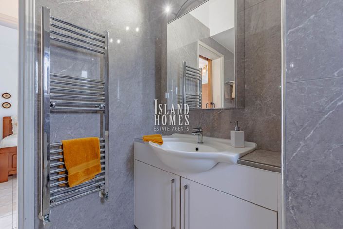 Image No.46-4 Bed Villa for sale