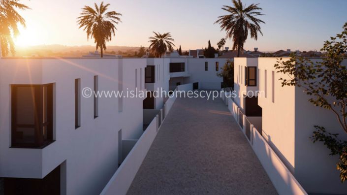 Image No.3-3 Bed Villa for sale