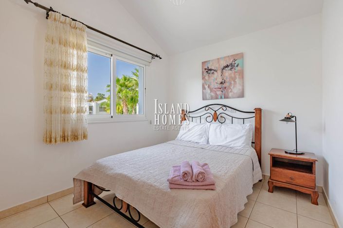 Image No.24-3 Bed Villa for sale