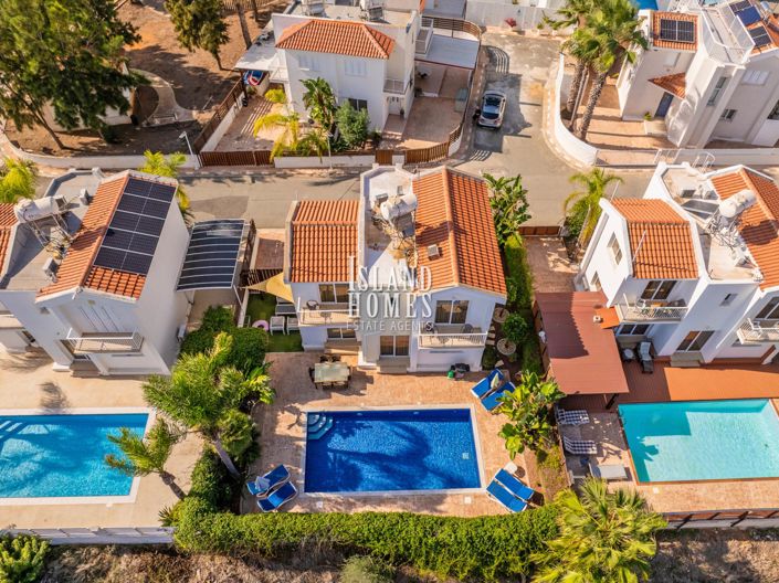 Image No.26-3 Bed Villa for sale