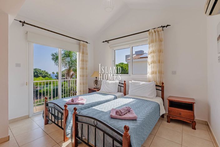 Image No.29-3 Bed Villa for sale