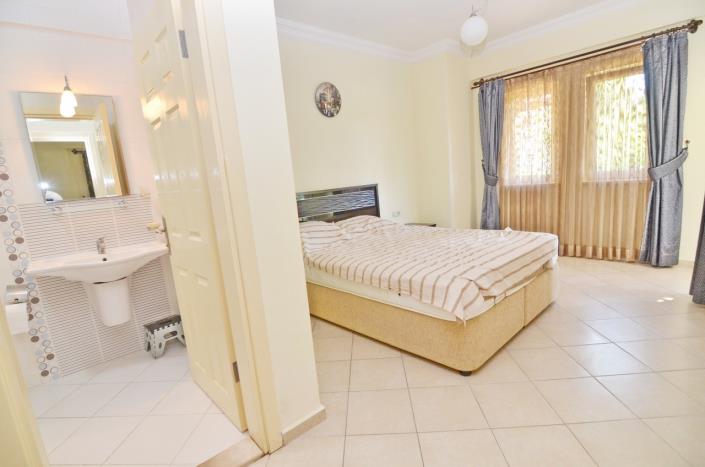 Image No.14-3 Bed Villa for sale