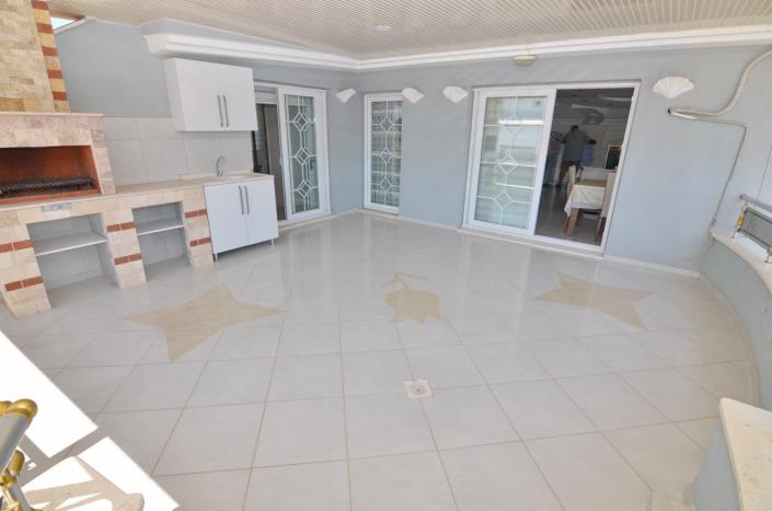 Image No.10-4 Bed Duplex for sale