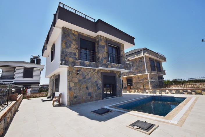 Image No.8-4 Bed Villa / Detached for sale