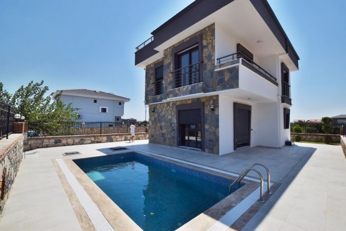 Image No.5-4 Bed Villa / Detached for sale