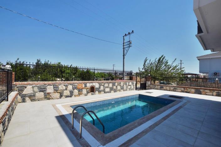 Image No.10-4 Bed Villa / Detached for sale