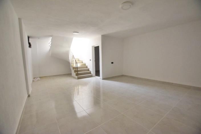 Image No.17-4 Bed Villa / Detached for sale