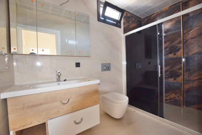 Image No.23-4 Bed Villa / Detached for sale