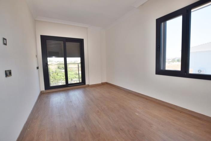 Image No.21-4 Bed Villa / Detached for sale