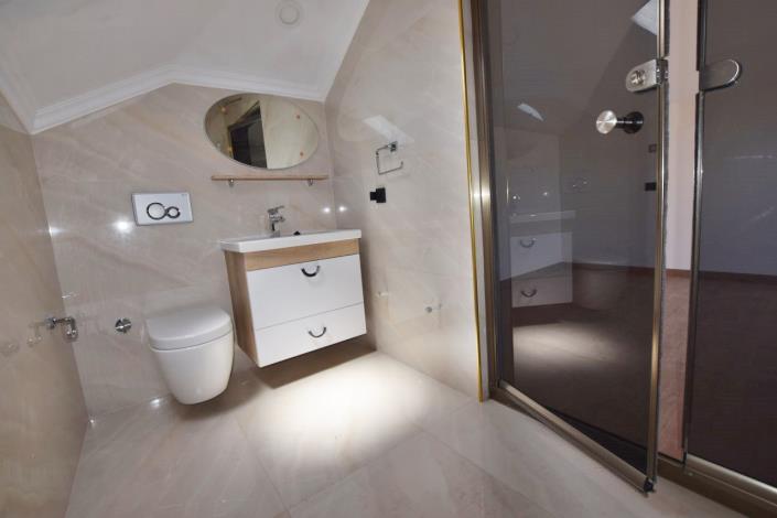 Image No.31-4 Bed Villa / Detached for sale