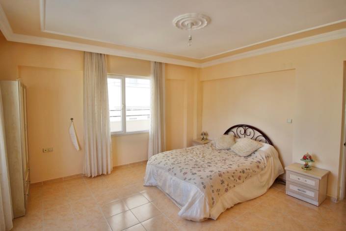 Image No.5-3 Bed Duplex for sale