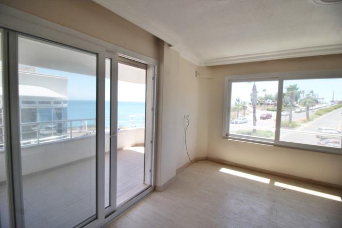 Image No.10-3 Bed Duplex for sale