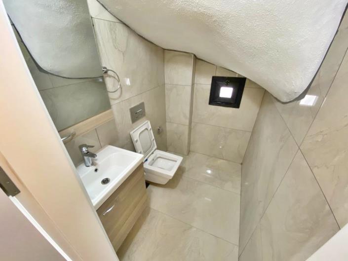 Image No.10-5 Bed Villa / Detached for sale