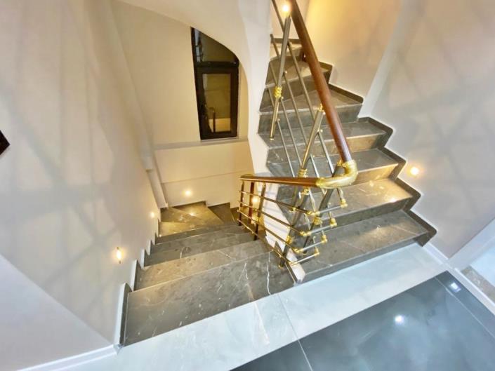 Image No.11-5 Bed Villa / Detached for sale