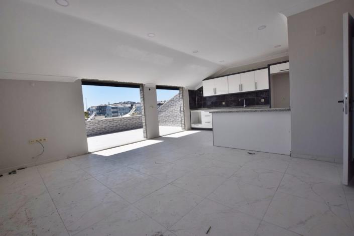 Image No.20-3 Bed Duplex for sale