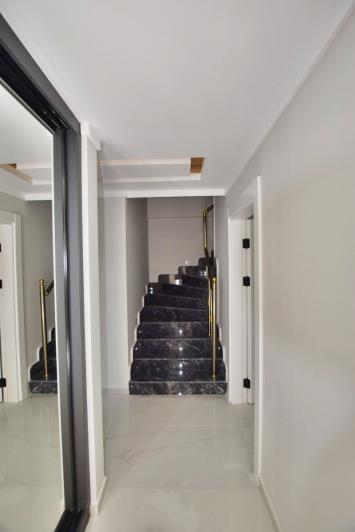 Image No.5-4 Bed Villa / Detached for sale