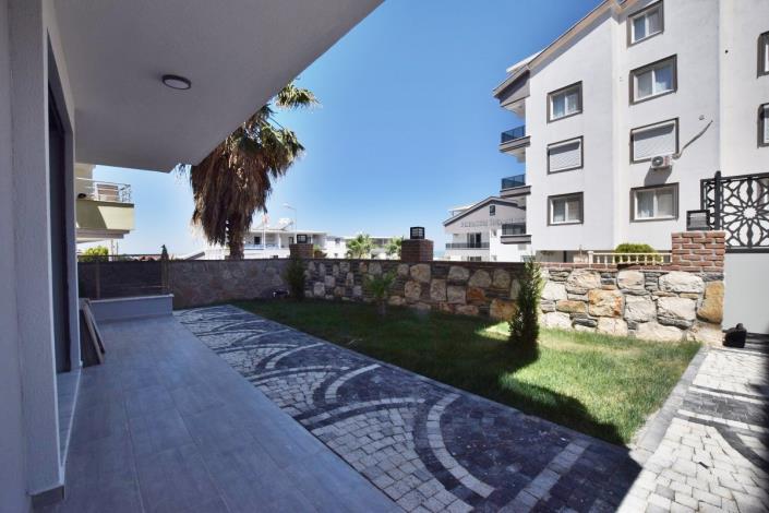 Image No.10-4 Bed Villa / Detached for sale