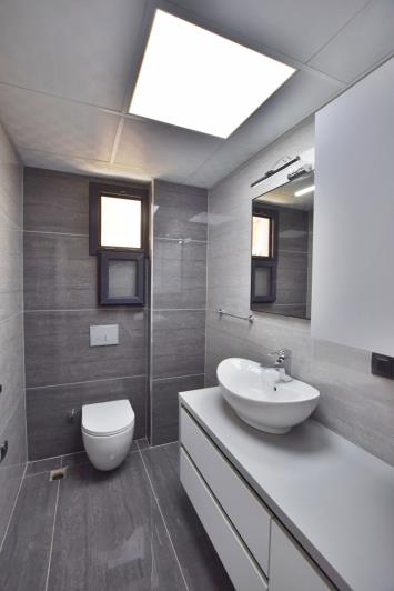 Image No.14-4 Bed Villa / Detached for sale