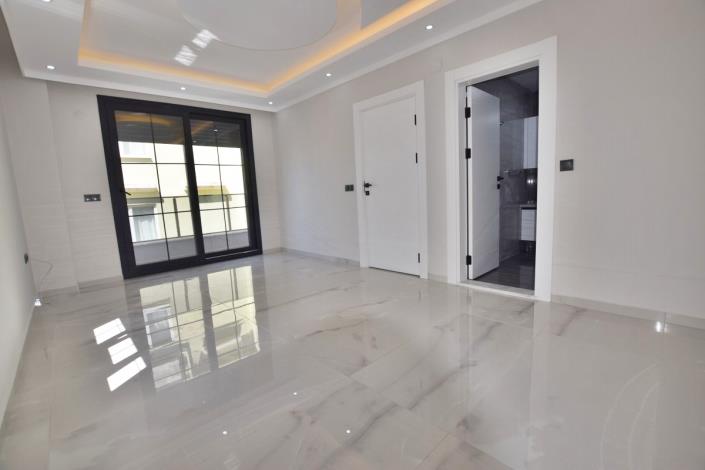 Image No.28-4 Bed Villa / Detached for sale