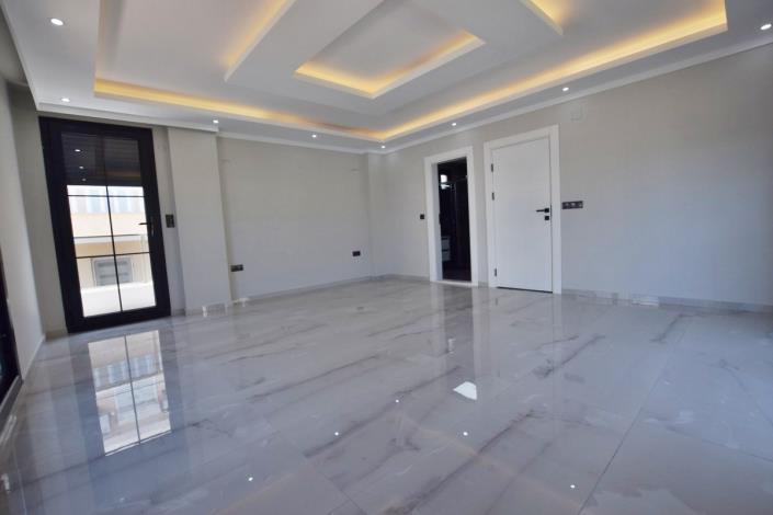 Image No.33-4 Bed Villa / Detached for sale