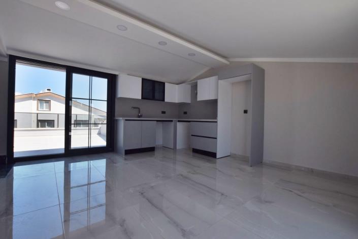 Image No.39-4 Bed Villa / Detached for sale