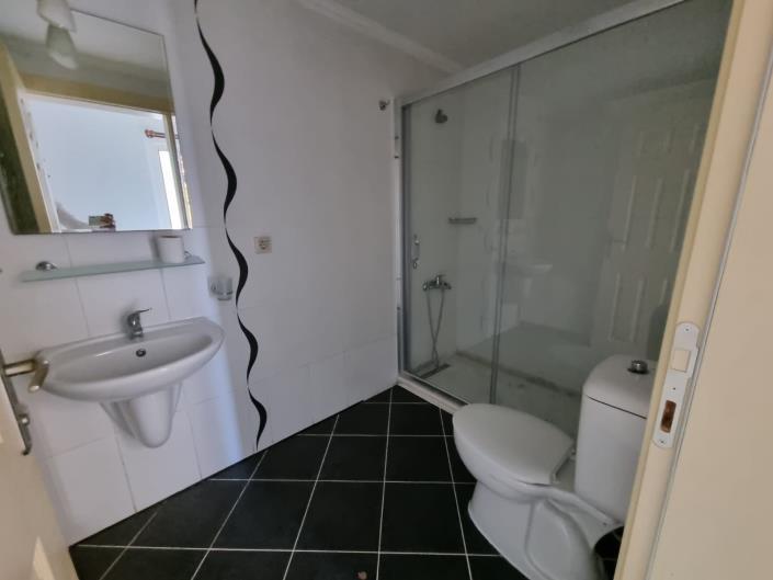 Image No.13-3 Bed Villa / Detached for sale