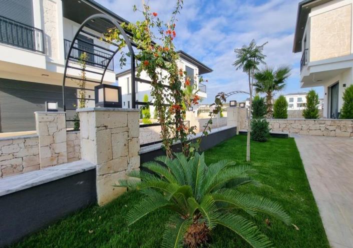 Image No.12-3 Bed Villa / Detached for sale