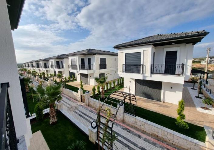 Image No.7-3 Bed Villa / Detached for sale