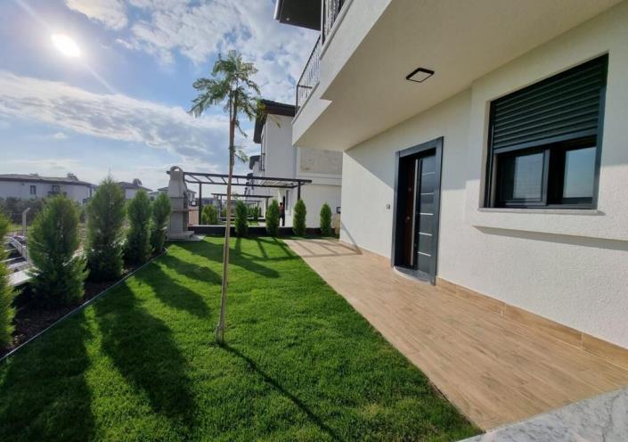 Image No.14-3 Bed Villa / Detached for sale