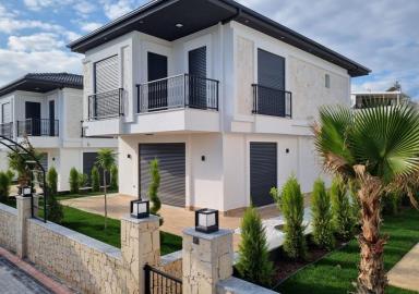 1 - Altinkum, Villa / Détaché