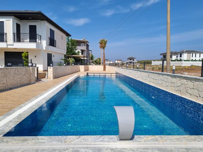Image No.9-3 Bed Villa / Detached for sale