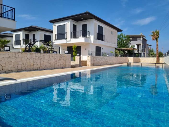 Image No.4-3 Bed Villa / Detached for sale