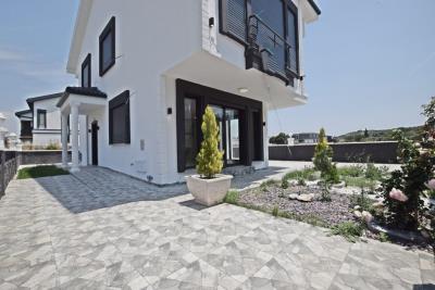 villa-cilek-bahcesi-yani-1063e17-2_1024x683