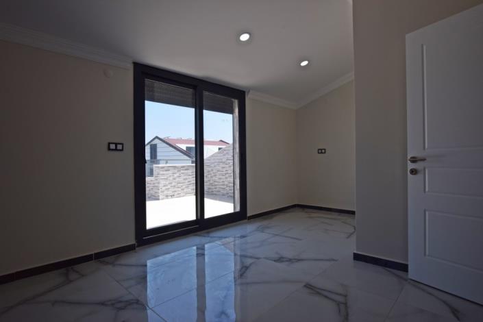 Image No.16-4 Bed Villa for sale