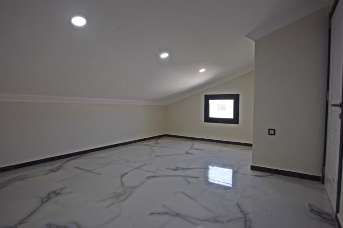 Image No.22-4 Bed Villa for sale