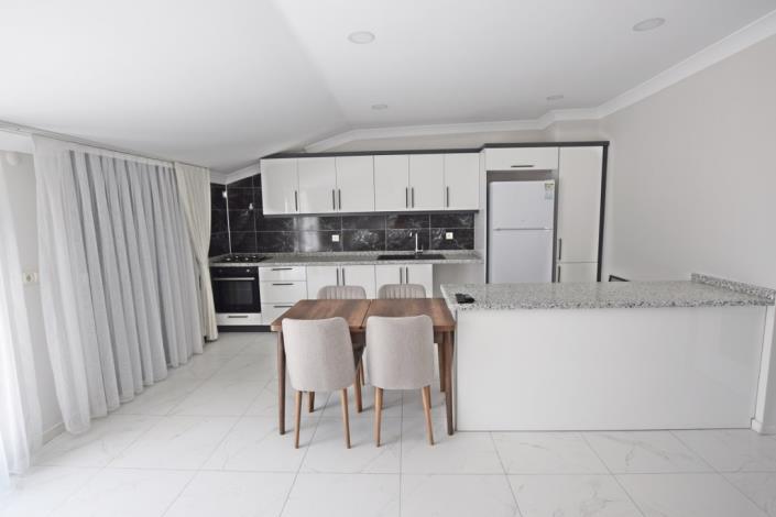 Image No.24-3 Bed Duplex for sale
