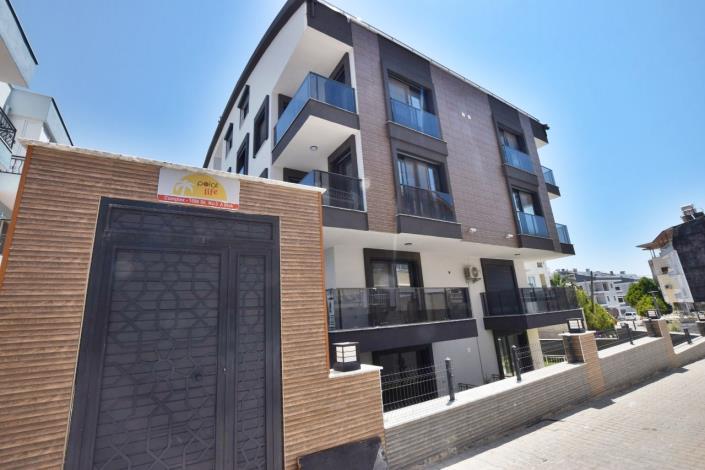 Image No.8-3 Bed Duplex for sale
