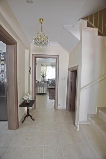 Image No.8-3 Bed Villa for sale