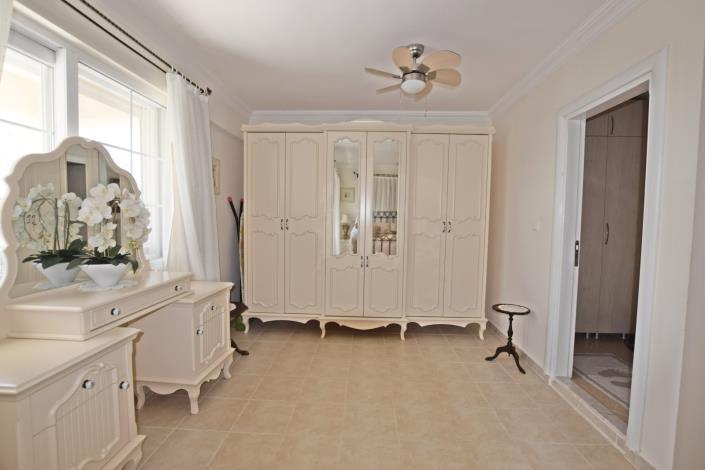 Image No.38-3 Bed Villa for sale