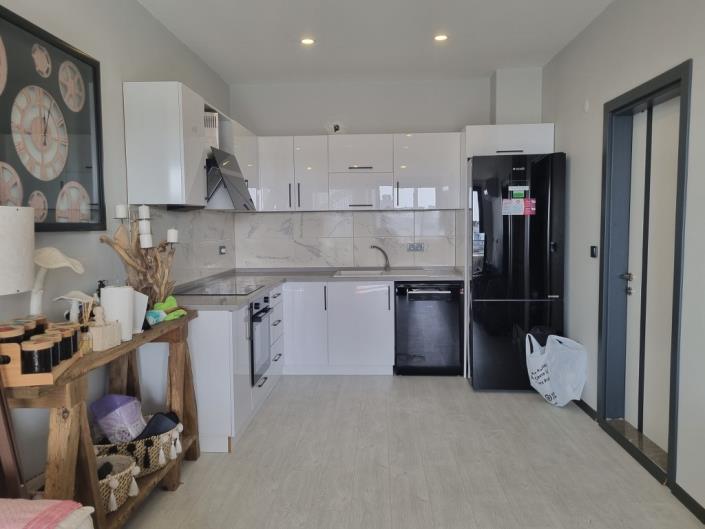 Image No.24-3 Bed Duplex for sale