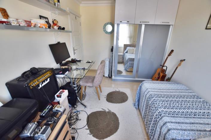 Image No.20-2 Bed Apartment for sale