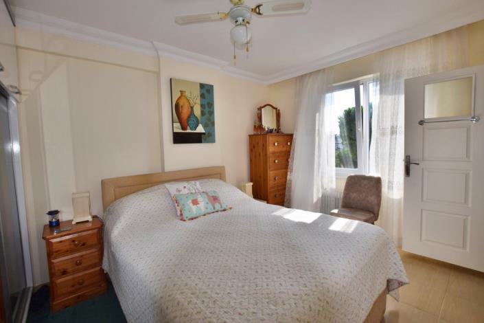 Image No.12-2 Bed Apartment for sale