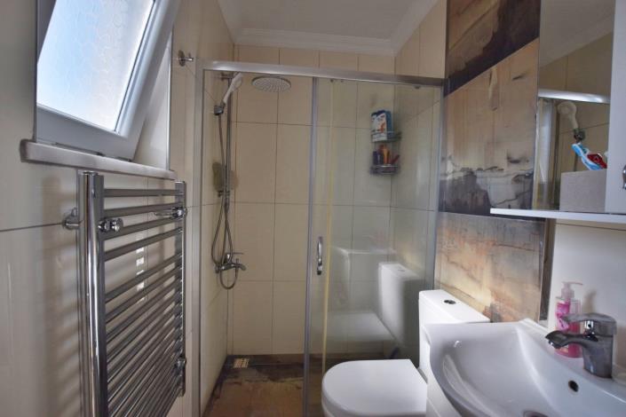 Image No.16-2 Bed Apartment for sale