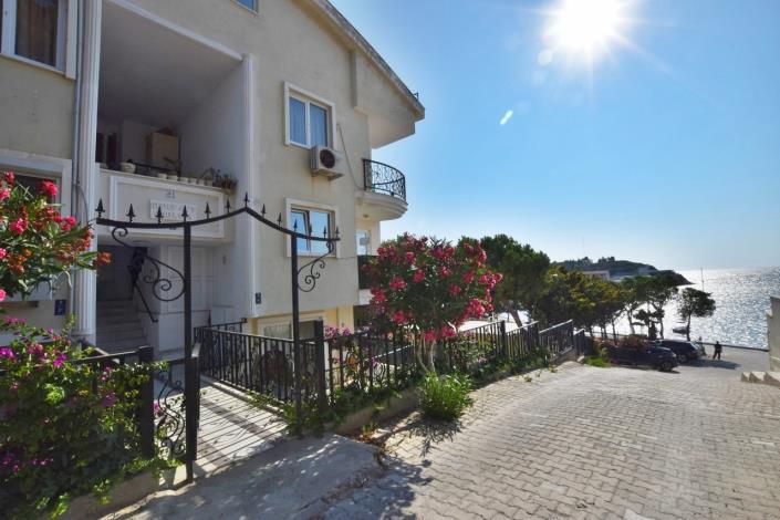 Image No.19-2 Bed Apartment for sale