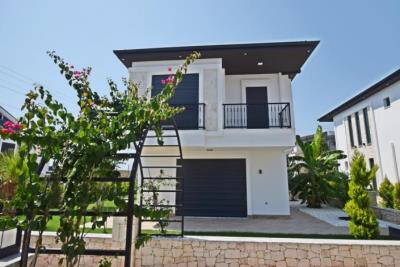 1 - Altinkum, Villa / Détaché