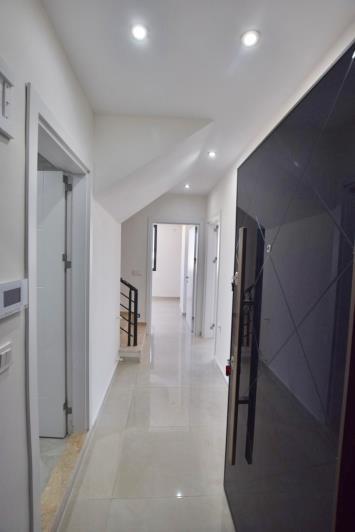 Image No.9-Duplex de 3 chambres à vendre à Altinkum