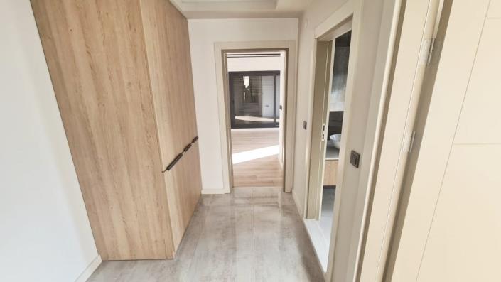 Image No.9-Villa de 4 chambres à vendre à Altinkum