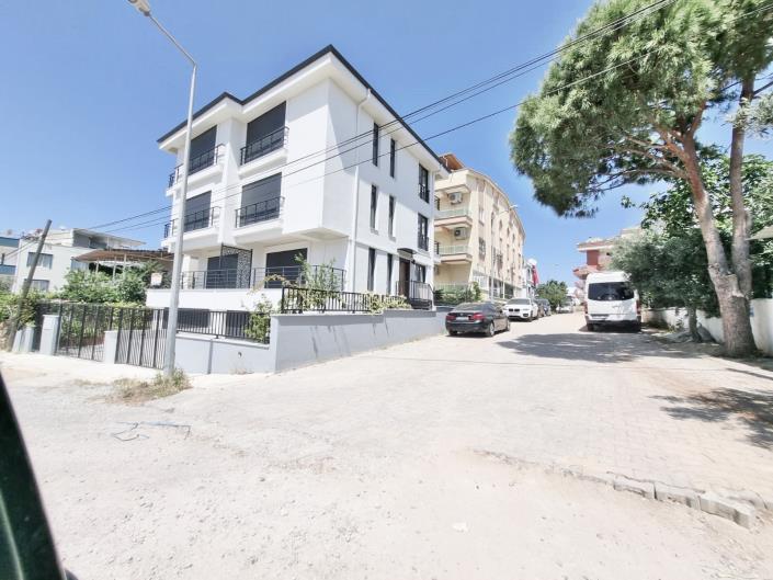 Image No.4-Villa de 4 chambres à vendre à Altinkum