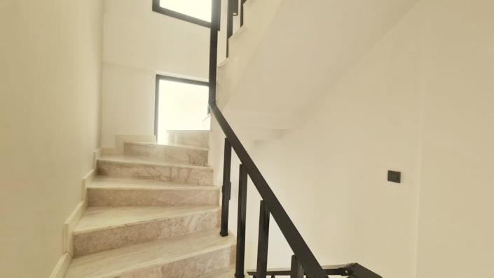 Image No.18-Villa de 4 chambres à vendre à Altinkum